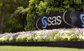 شركة SAS : الشركة الرائدة في مجال التحليلات تتبنى الذكاء الاصطناعي بحذر